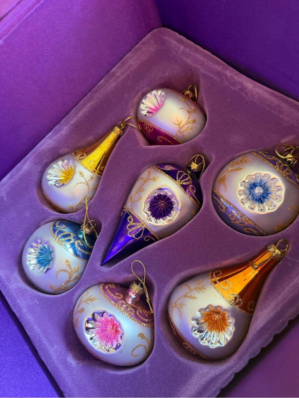 Thomas Pacconi Museum Series Full Holiday Glass Ornaments Set